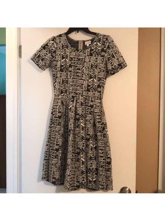 LuLaRoe Dresses & Skirts - Lularoe Black and White Aztec Amelia